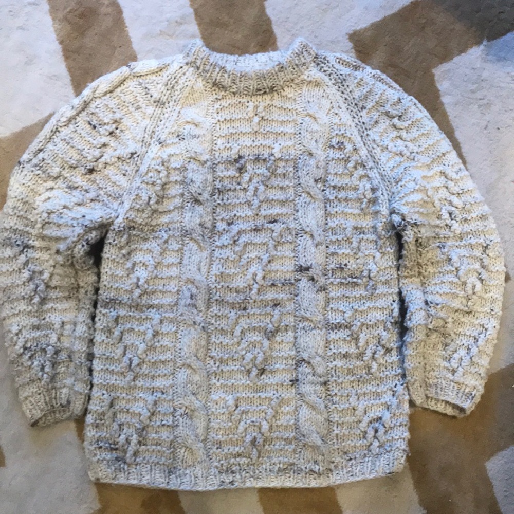 Hand knit wool sweater - Picture 6 of 6